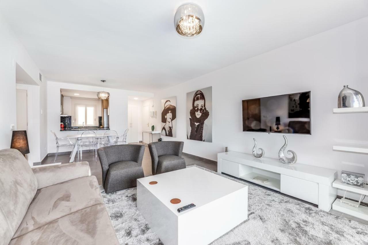 By Riva - Incredible, Stylish 2 Bedroom Apt In Puerto Banus Gardens Marbella Exteriör bild